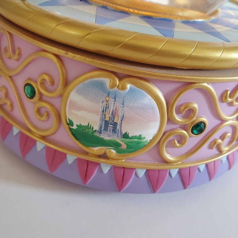 Disney Princess Carousel Snow Globe So This Is Love 1948 Walt Disney - Picture 4 of 11